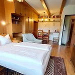Renate Haus Kmb Seeappartement Am Ossiacher See, Hallenbad, Skiarena Gerlitzen Bodensdorf