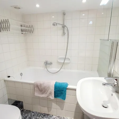 Renate Haus Kmb Seeappartement Am Ossiacher See, Hallenbad, Skiarena Gerlitzen